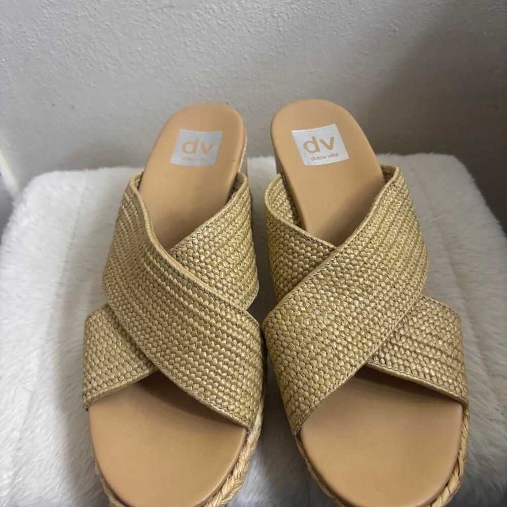Dolce Vita Women's Crisscross Wedge Platform Sandals NWOT Size 8.5 Beachy - Picture 3 of 5